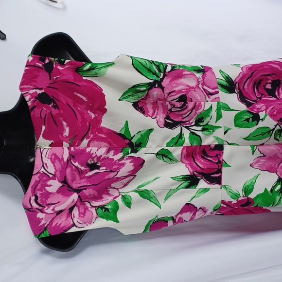 ALYX Limited Size 10 Fit and Flare Floral Dress, 19" ptp, 16" flat waist measure - Picture 4 of 8